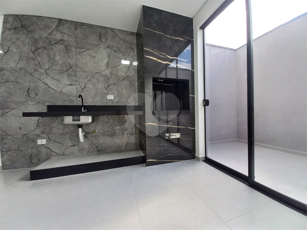Venda de Casa em São Paulo – 3 Suítes, 175m², Acabamento Completo, Próxima ao Shopping Santana Parque