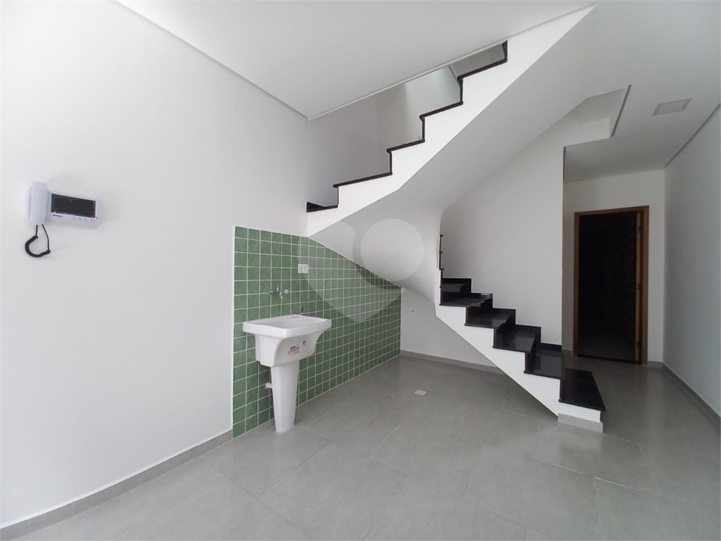 Casa à venda em Vila Roque 3 suítes, 175m², pronta para morar, próxima ao Shopping Santana Parque