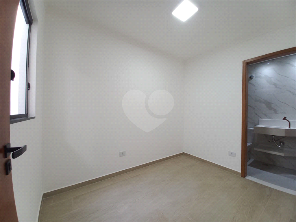 Casa à venda em Vila Roque, São Paulo – 3 suítes, 175m², pronta para morar