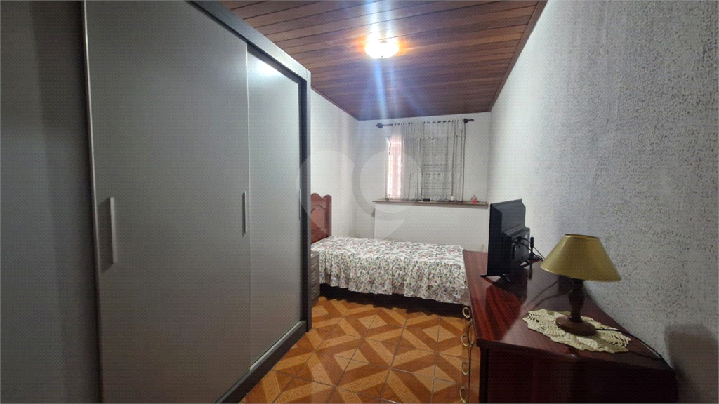 Casa a Venda | 2 dormitórios | 2 vagas no Jd São Paulo