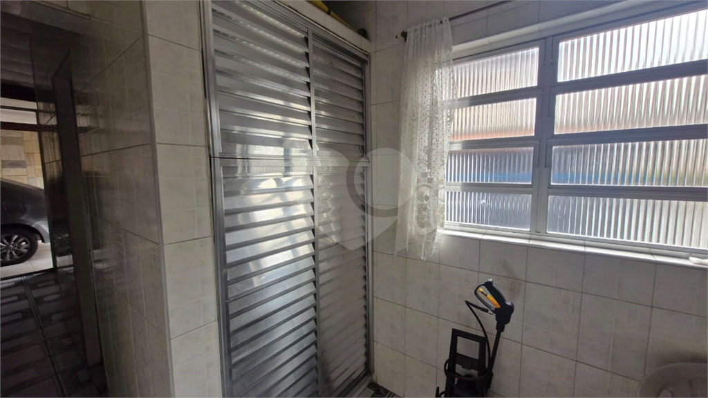 Casa a Venda | 2 dormitórios | 2 vagas no Jd São Paulo