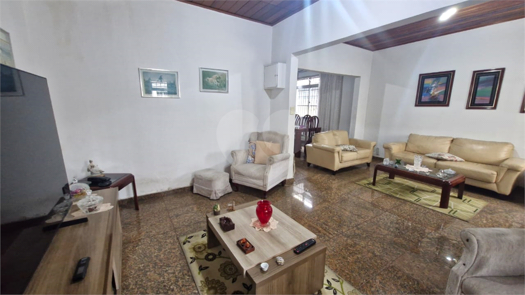 Casa a Venda | 2 dormitórios | 2 vagas no Jd São Paulo