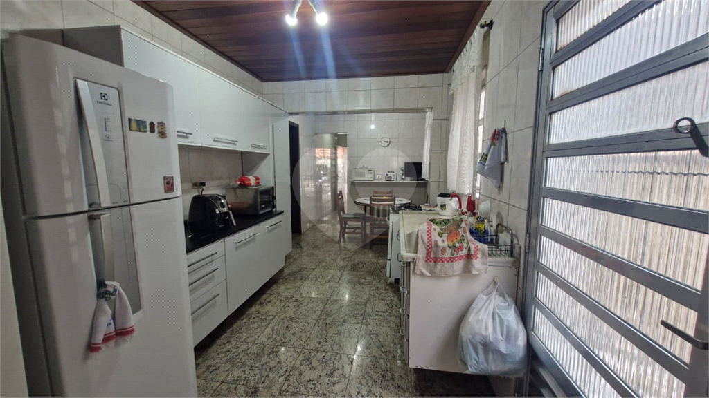 Casa a Venda | 2 dormitórios | 2 vagas no Jd São Paulo
