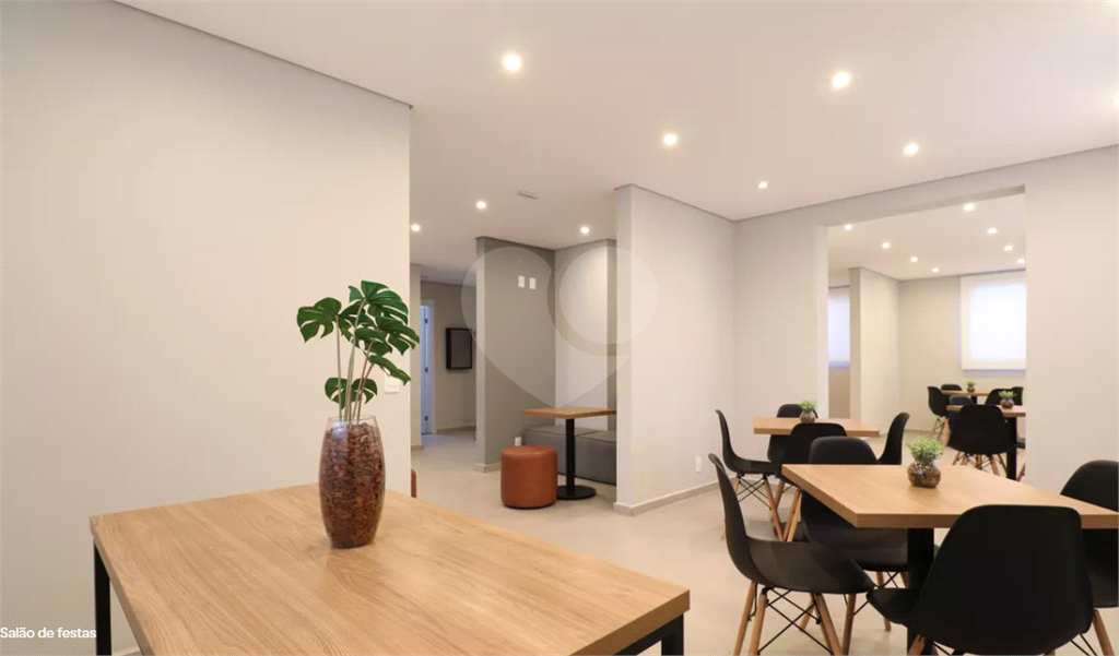Apartamento à Venda | Condomínio Vibra Lapa – Água Branca, SP
40m² | 2 Dormitórios | Pronto para Morar
