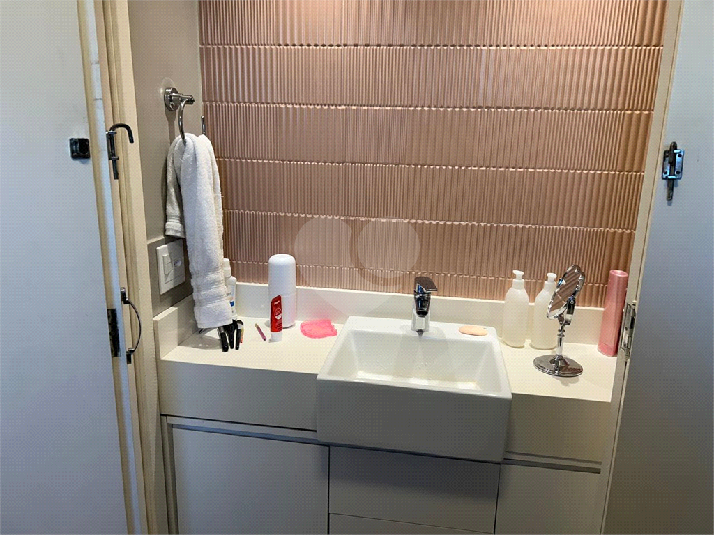 APARTAMENTO em VILA GUILHERME