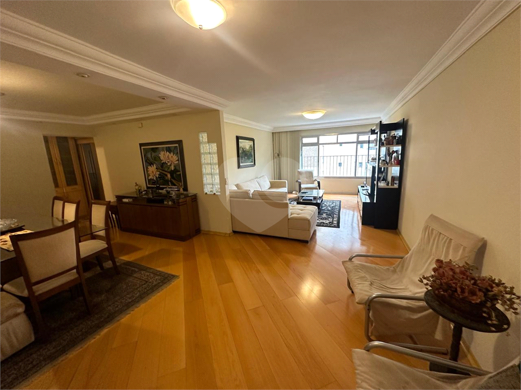 APARTAMENTO EM PINHEIROS