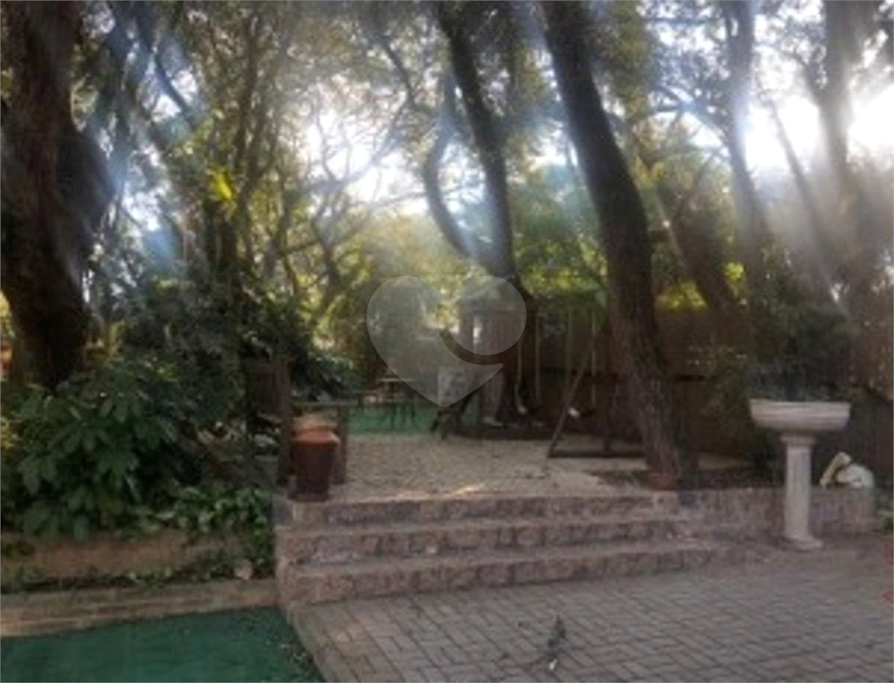 Casa para alugar com 3 quartos, 200m² - Foto 5