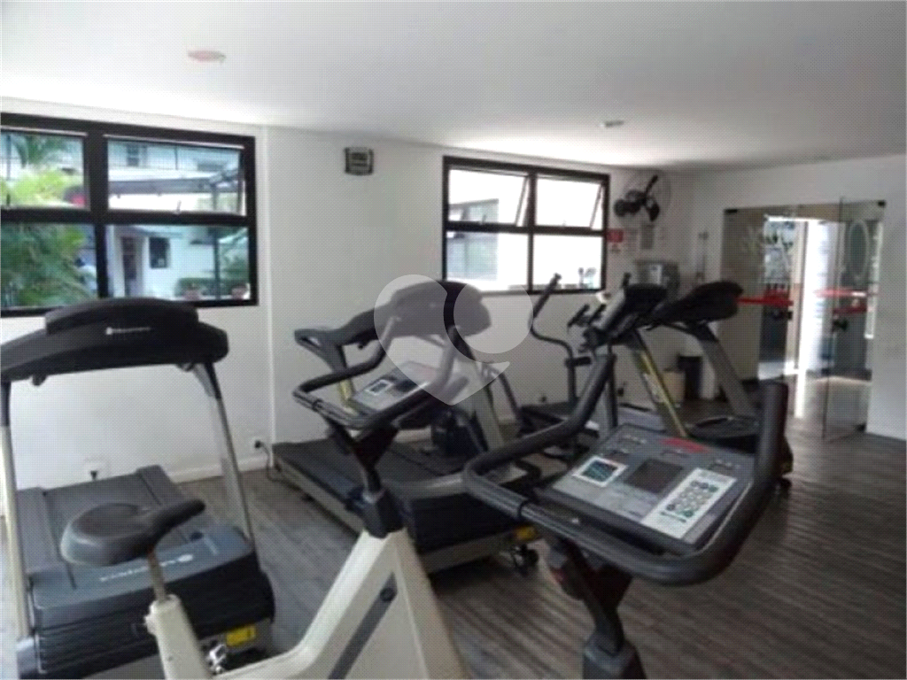 APARTAMENTO em HIGIENÓPOLIS