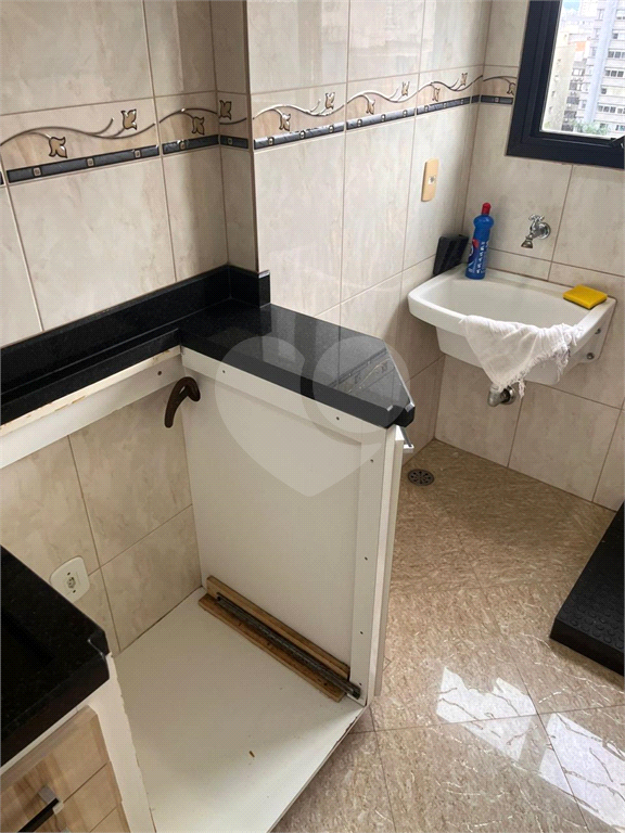 APARTAMENTO em HIGIENÓPOLIS