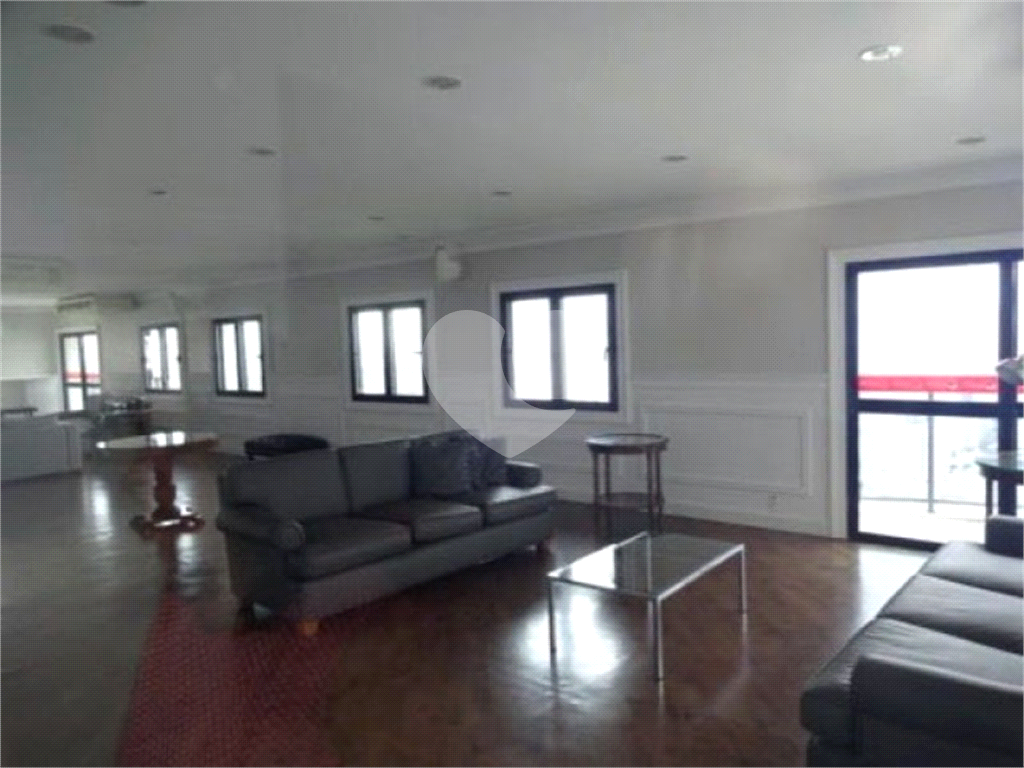 APARTAMENTO em HIGIENÓPOLIS