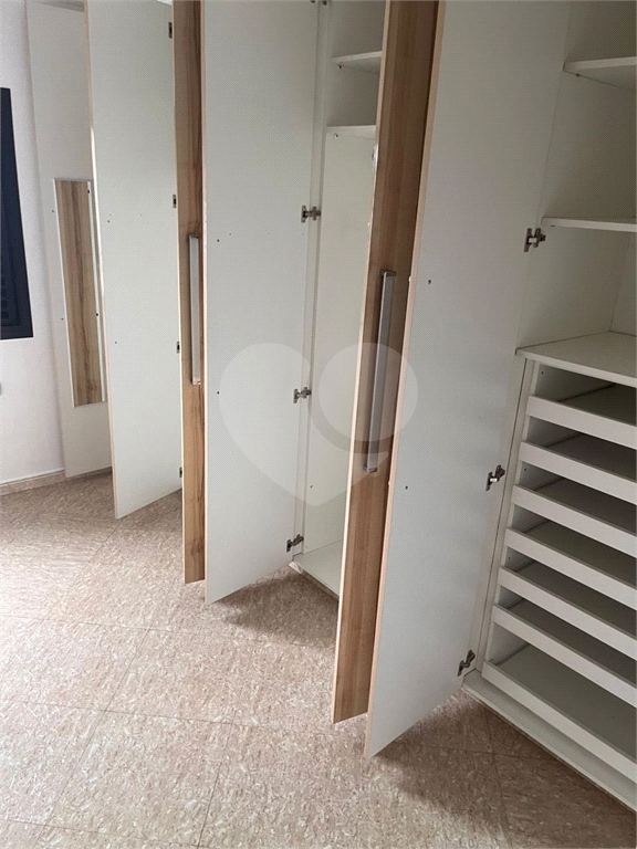 APARTAMENTO em HIGIENÓPOLIS