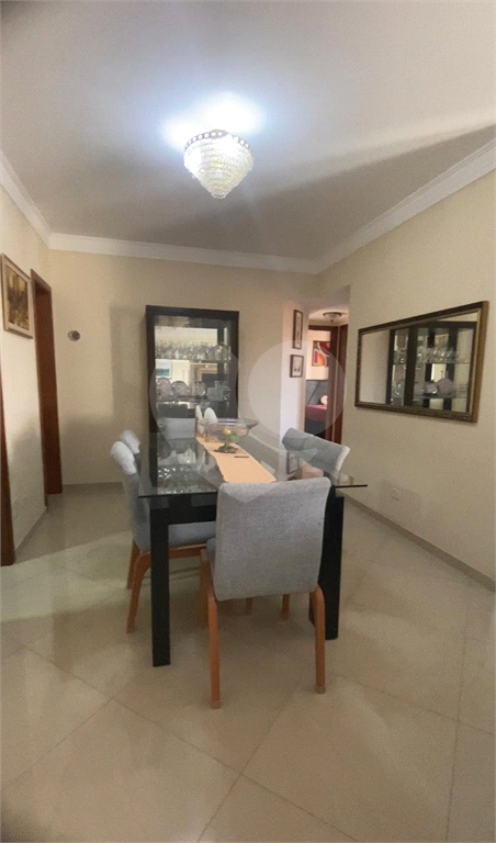 APARTAMENTO em VILA ROSÁLIA