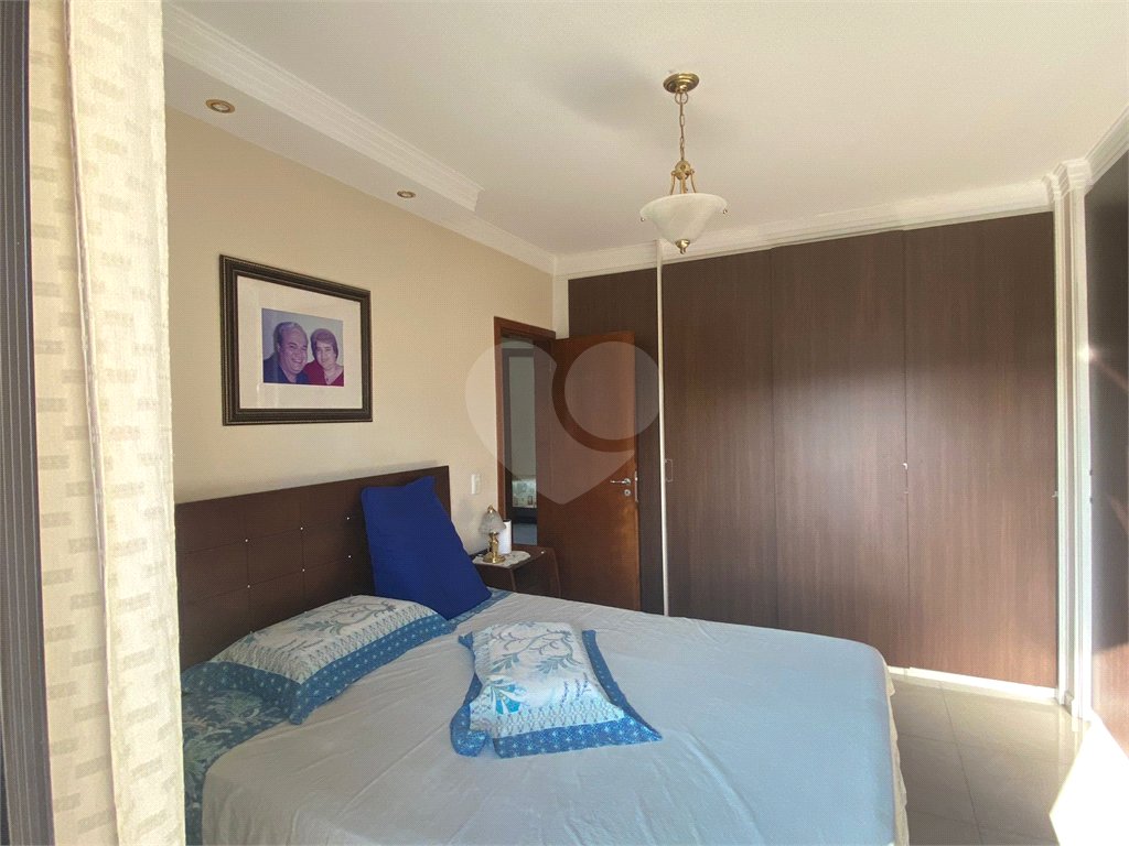 APARTAMENTO em VILA ROSÁLIA