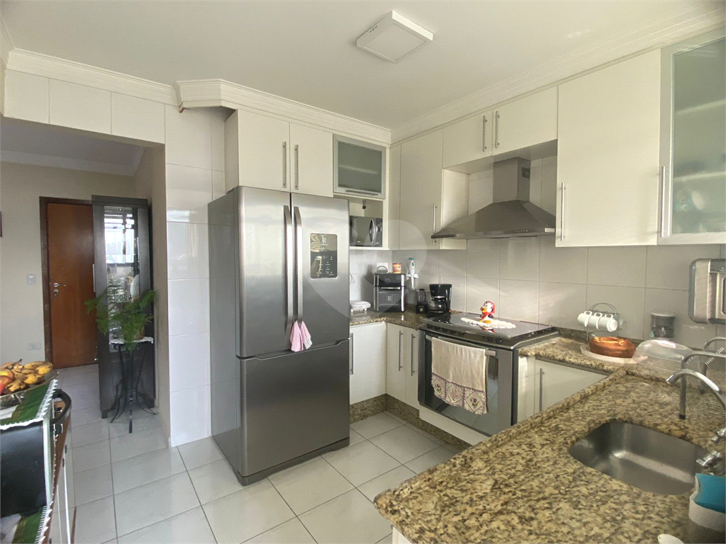 APARTAMENTO em VILA ROSÁLIA