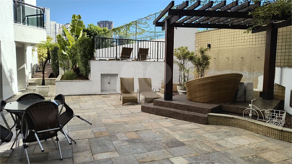 APARTAMENTO em SANTANA