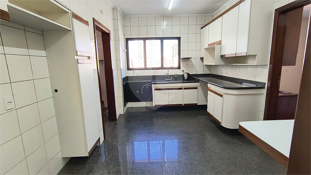 APARTAMENTO em SANTANA