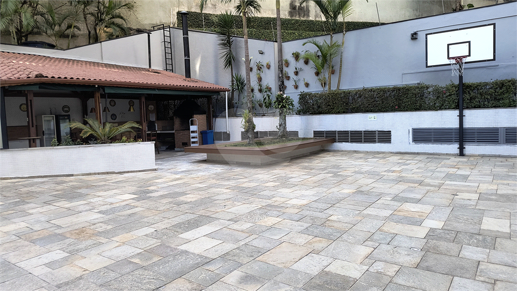 APARTAMENTO em SANTANA