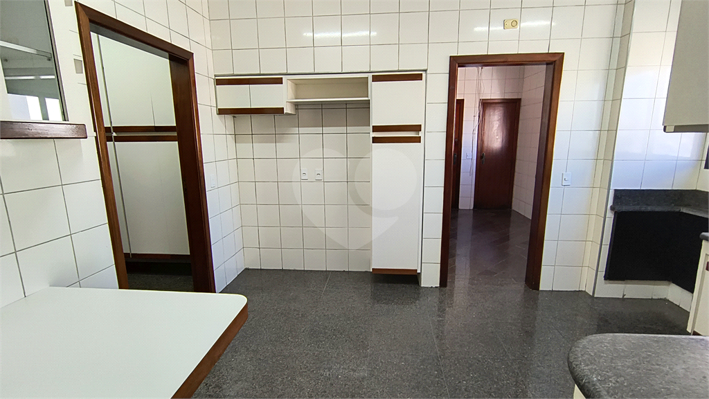 APARTAMENTO em SANTANA