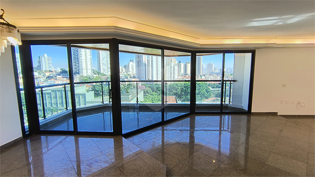 APARTAMENTO em SANTANA