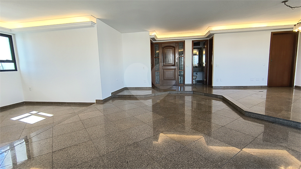 APARTAMENTO em SANTANA