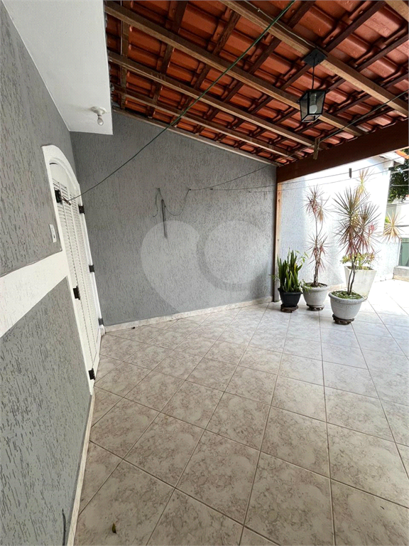 SOBRADO COM 2 QUARTOS, QUINTAL E 1 VAGA NO MANDAQUI