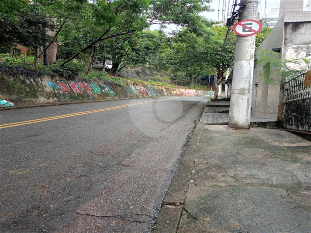 TERRENO - RUA HAVAI - PERDIZES