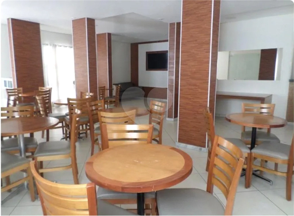 Apartamento Lindo com Móveis Planejados – Pronto para Morar!
