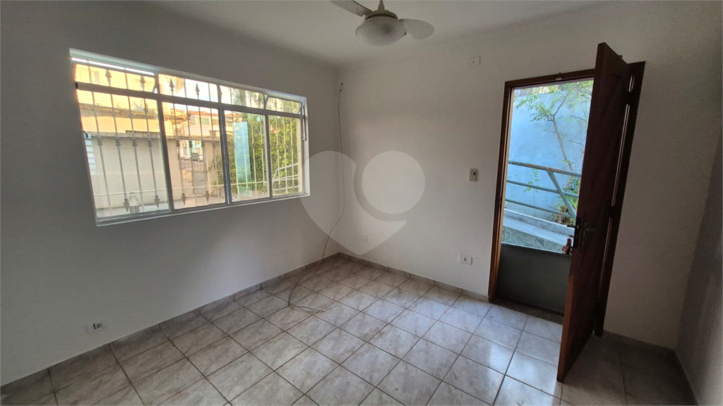 casa terrea com quintal amplo