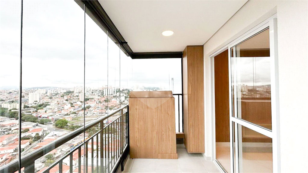 APARTAMENTO em SANTANA