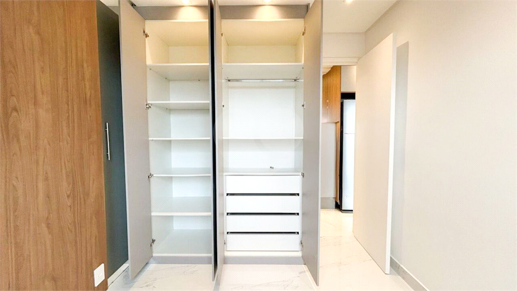 APARTAMENTO em SANTANA