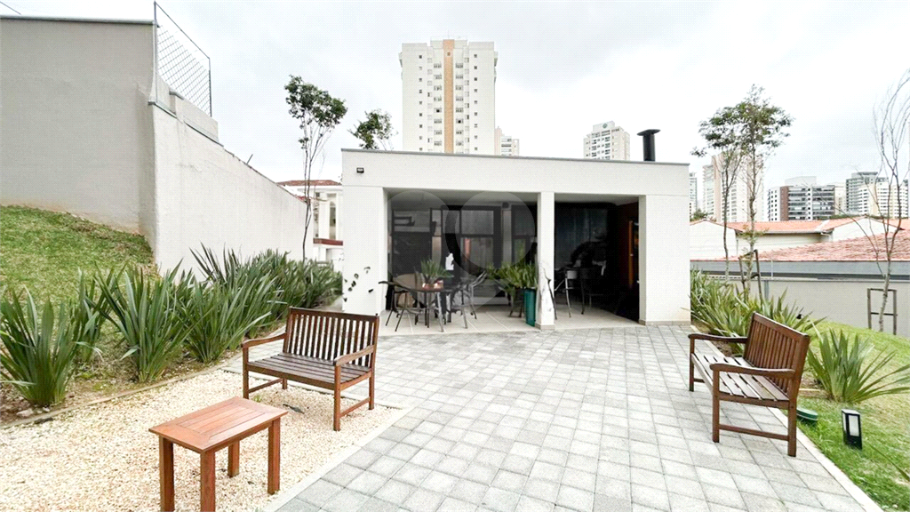 APARTAMENTO em SANTANA
