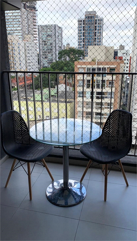 PINHEIROS - APARTAMENTO NOVO 