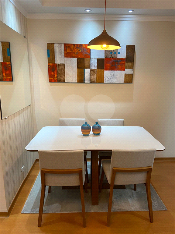 Apartamento a venda na Rua Voluntários da Pátria com Avenida Engenheiro Caetano Alvares