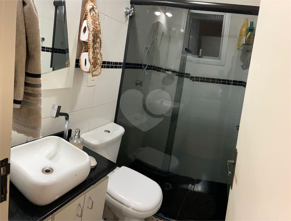 Apartamento a venda na Rua Voluntários da Pátria com Avenida Engenheiro Caetano Alvares