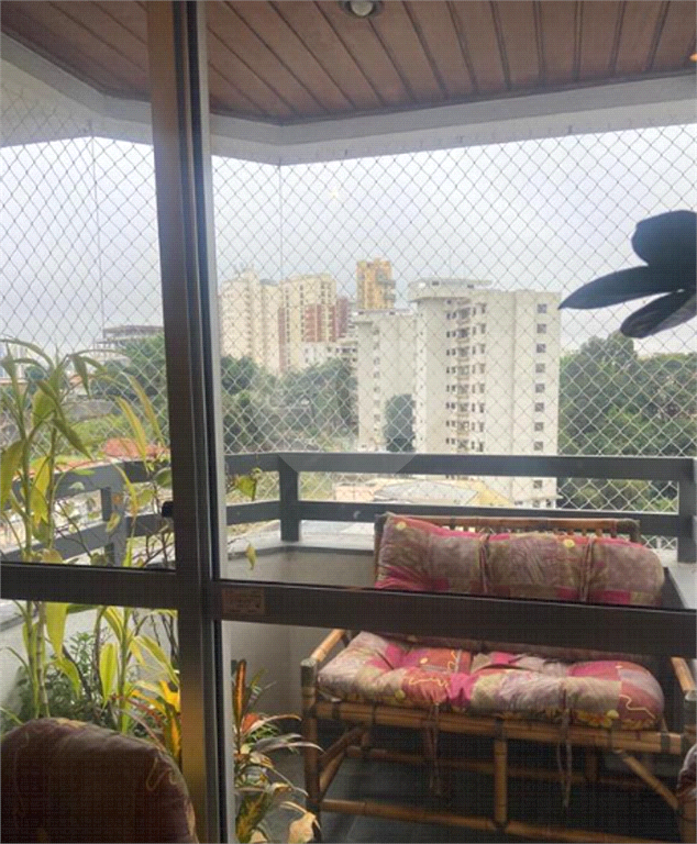 APARTAMENTO em SANTANA