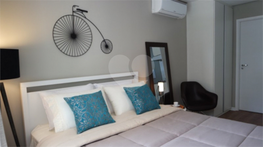 Apartamento com 25 m² à venda - Bela Vista