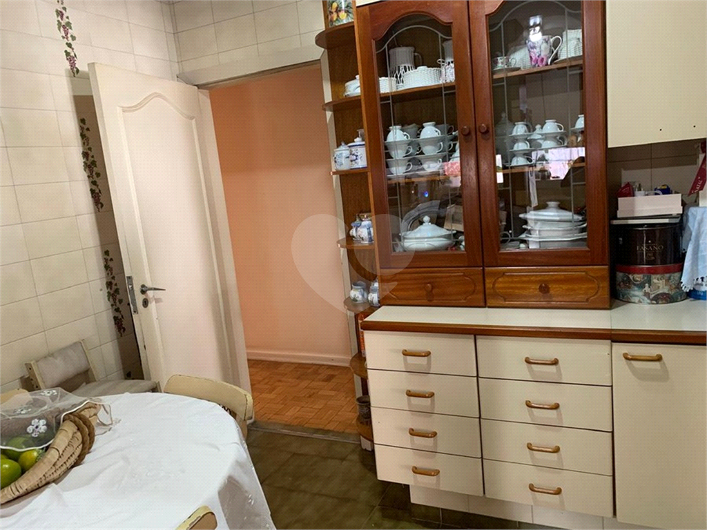 Casa Residencial em TREMEMBÉ com  320 m²