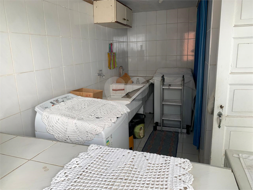 Casa Residencial em TREMEMBÉ com  320 m²