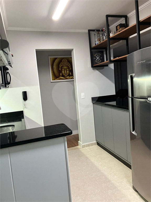 Apartamento à venda com 3 quartos, 86m² - Foto 2