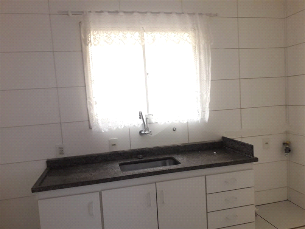 Apartamento à venda e aluguel com 2 quartos, 65m² - Foto 3