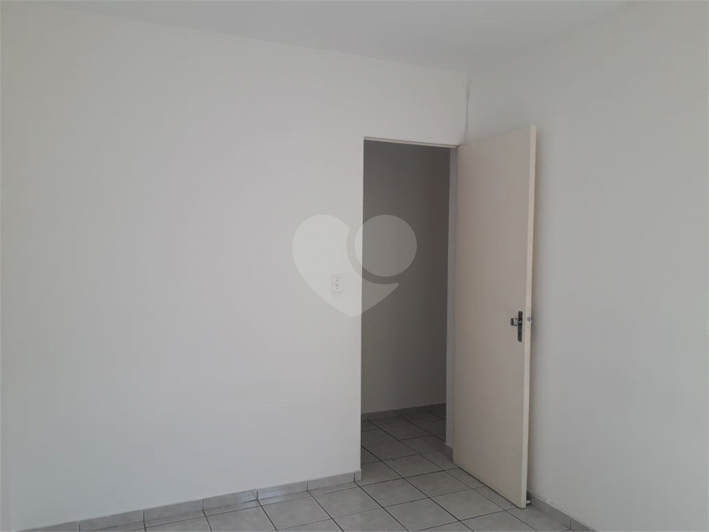 Apartamento à venda e aluguel com 2 quartos, 65m² - Foto 13