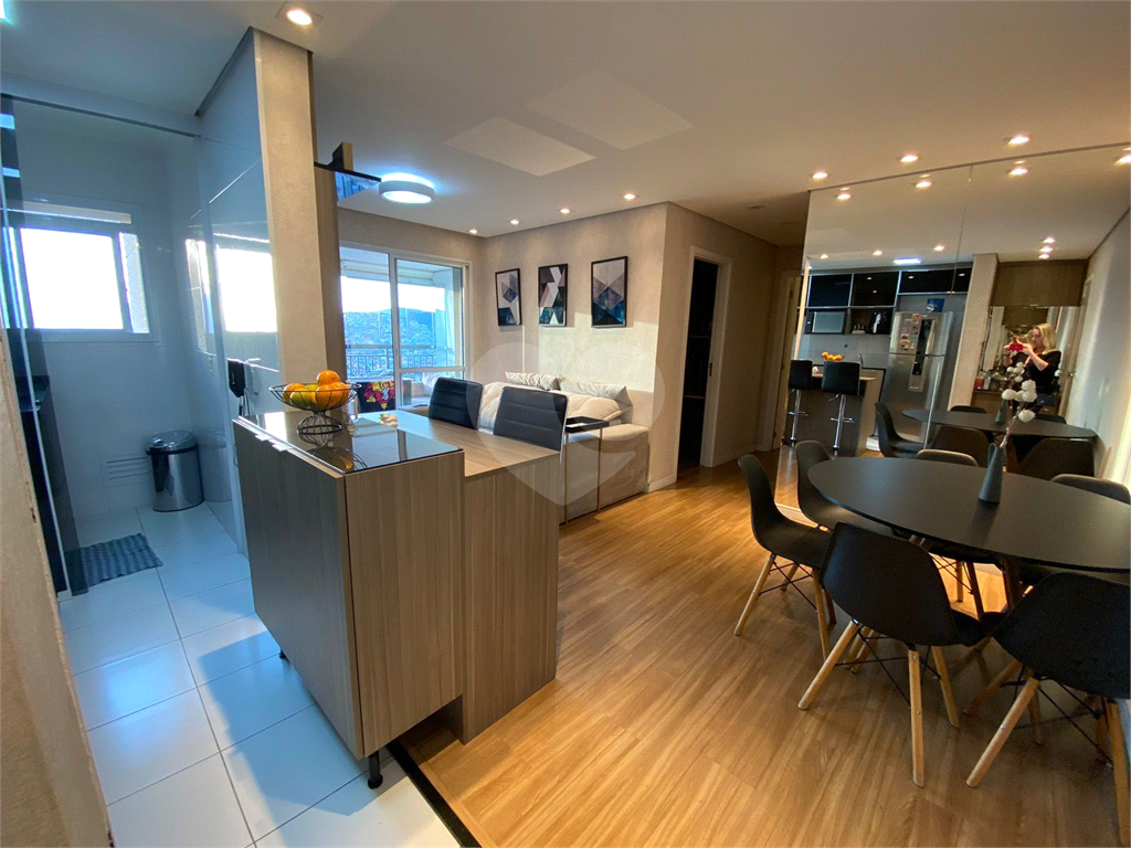 APARTAMENTO em JARDIM FLOR DA MONTANHA
