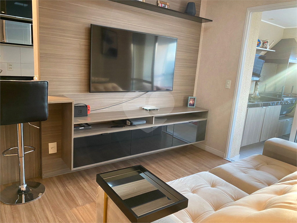 APARTAMENTO em JARDIM FLOR DA MONTANHA