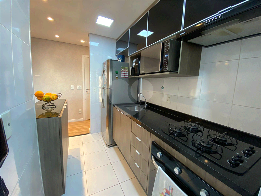 APARTAMENTO em JARDIM FLOR DA MONTANHA