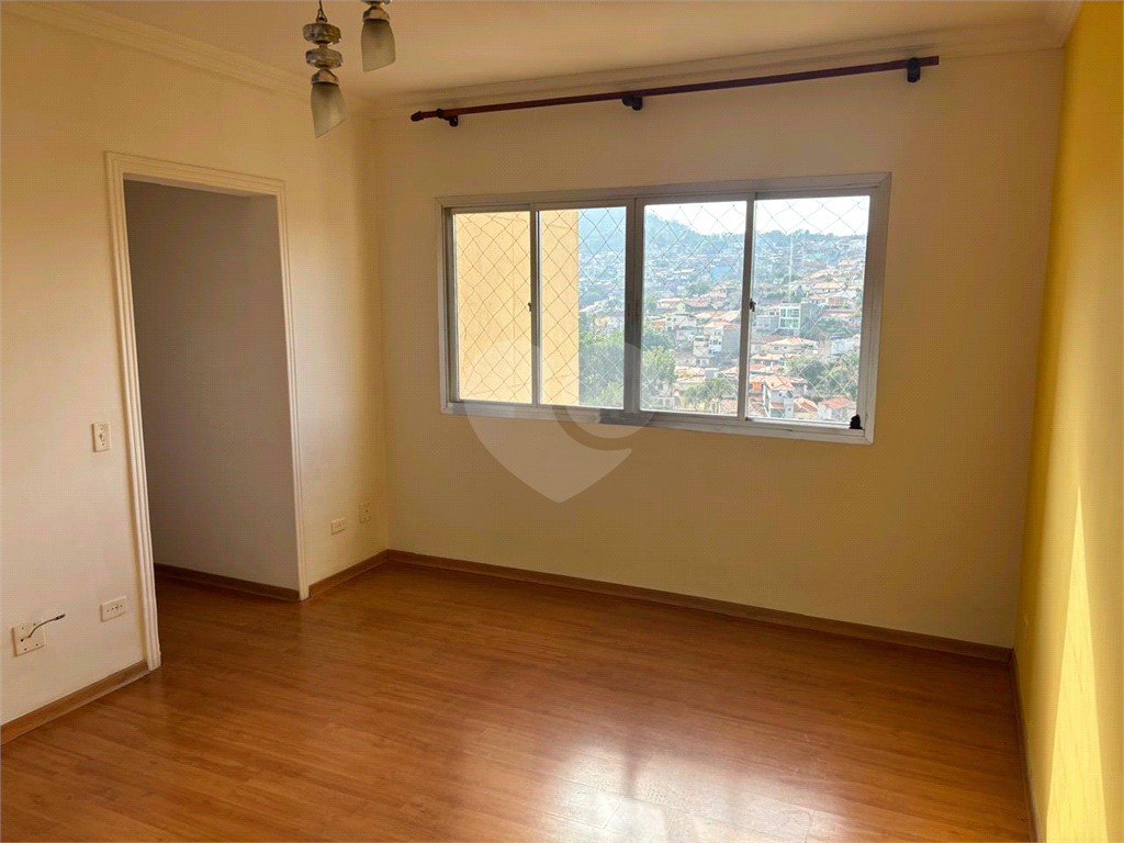 APARTAMENTO em TUCURUVI
