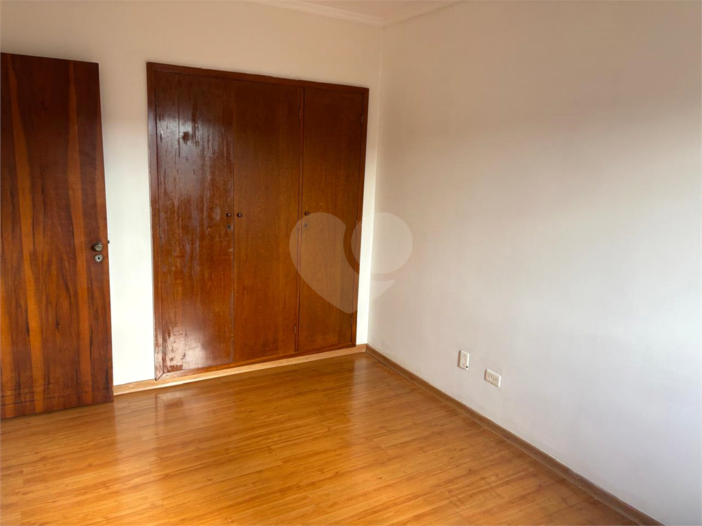 APARTAMENTO em TUCURUVI
