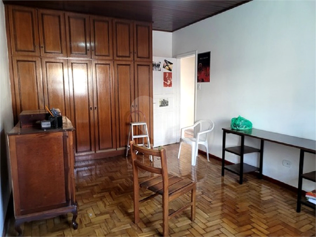 Ótima oportunidade –Casa - Terreno com 300m² em localização privilegiada! Vila Albertina
