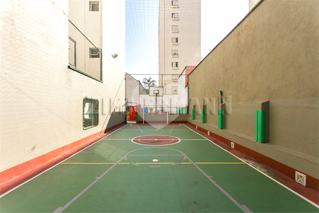APARTAMENTO em ALTO DA LAPA