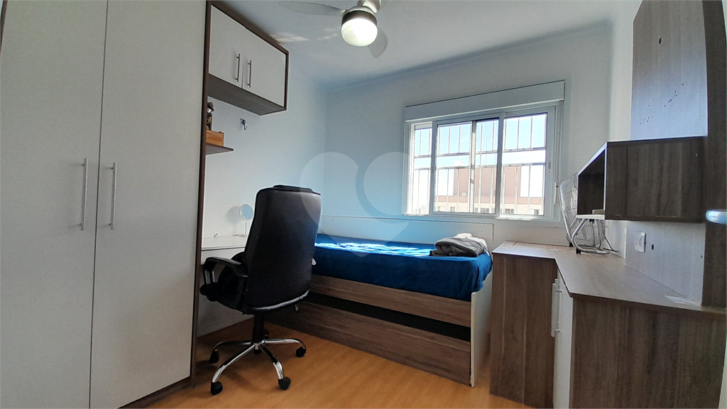 Apartamento à Venda, 80 m², Andar Alto, Reformado, 2 dormitórios 1 vaga
