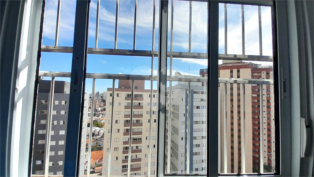 Apartamento à Venda, 80 m², Andar Alto, Reformado, 2 dormitórios 1 vaga